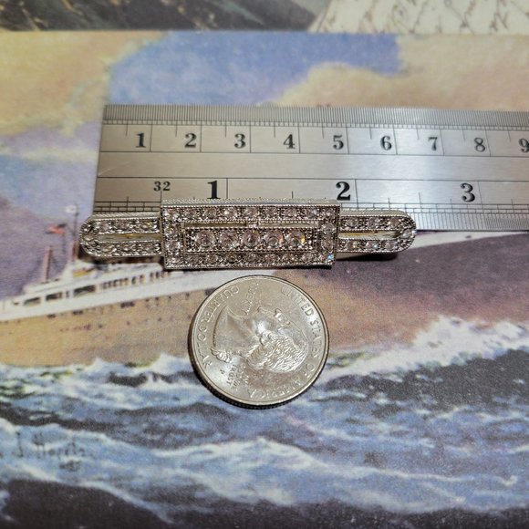 Estate Signed Art Deco Styled Icy Crystal Clear Rhinestone Brooch Pin - Picture 3 of 9